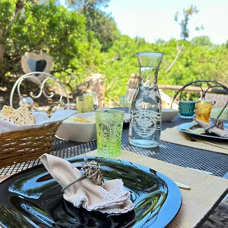 Sardinian Seaside Retreats Бадеси